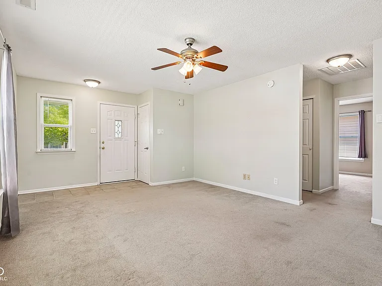 1754 Elijah Blue Dr — Photo 3