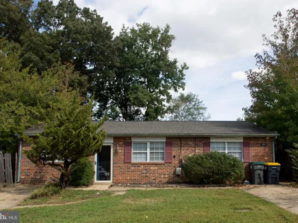 56 Verdi Cir, Newark, DE 19702