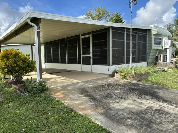 5 Pryor Ln #M-81, Lake Placid, FL 33852