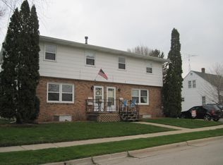 704 E Jefferson St, Waupun, WI 53963