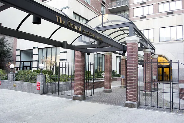 Sold by Corcoran | media 7