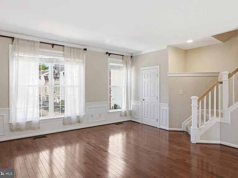 5504 Sacramento Mews Pl — Photo 7