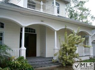 6261 Cypress Hollow Way, Naples, FL 34109