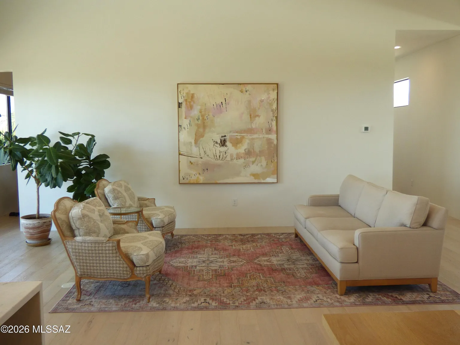 3 bed, 3.0 bath, 2702 sqft, $3,950 — Photo 4