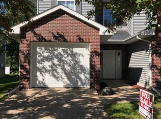 266 Copeland Ln, North Liberty, IA