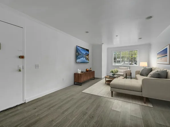 1236 Prospect Avenue image 2 of 9