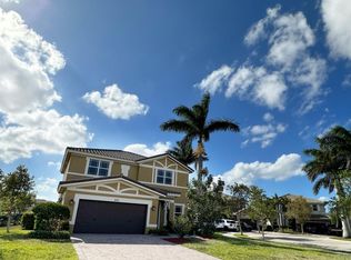 8571 Lakeside Bnd, Parkland, FL 33076