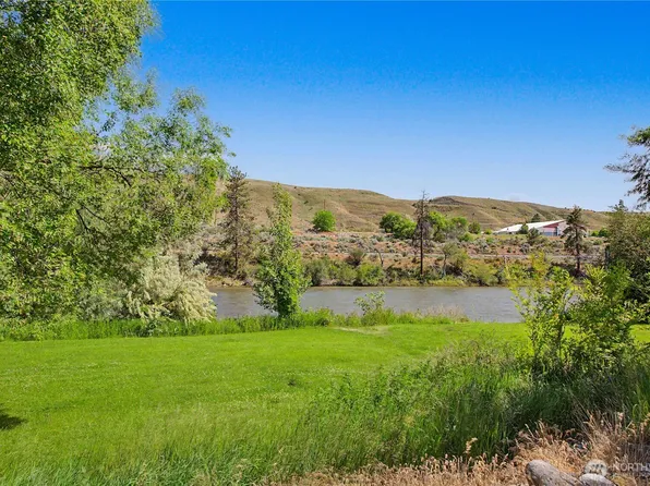 873 1st Avenue S, Okanogan, WA 98840