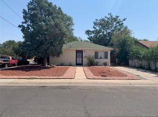 1690 Newark St, Aurora, CO 80010