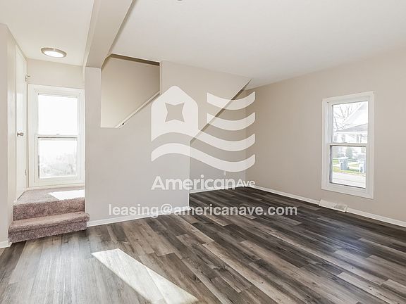 1441207_002_wm_-_living_room_13433313.jpg
