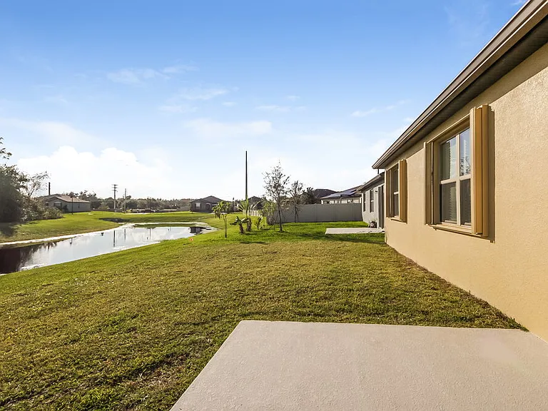 1880 Cayman Cove Cir — Photo 15