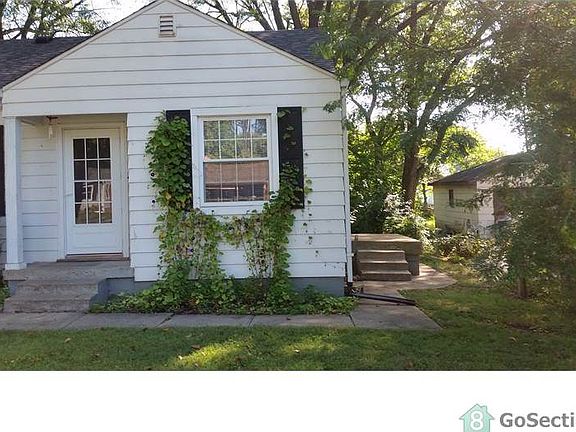 2nd image of 1919 N Spencer Ave