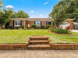 5275 Beaumont Dr, Virginia Beach, VA 23464
