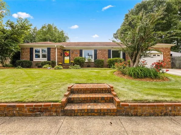 5275 Beaumont Dr, Virginia Beach, VA 23464