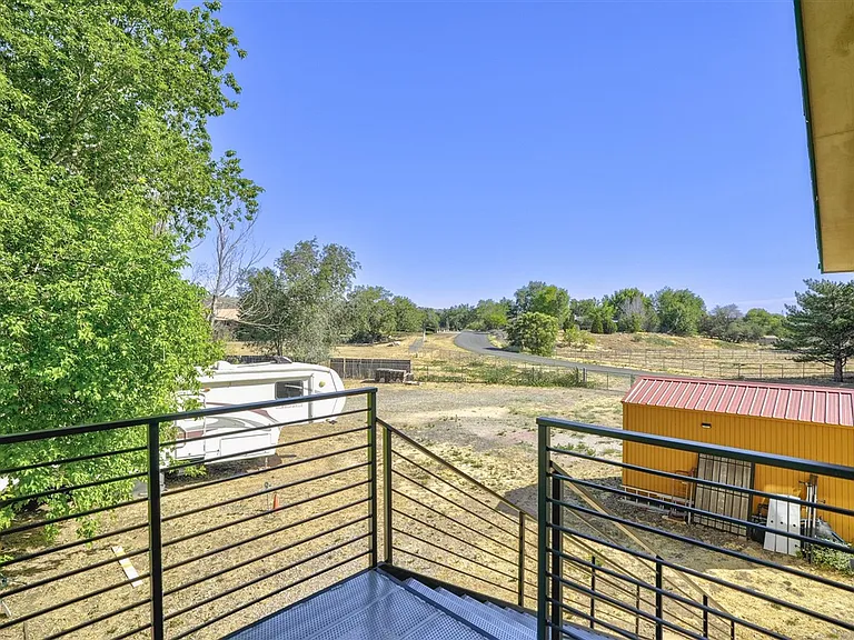 3204 Jack Dr — Photo 22