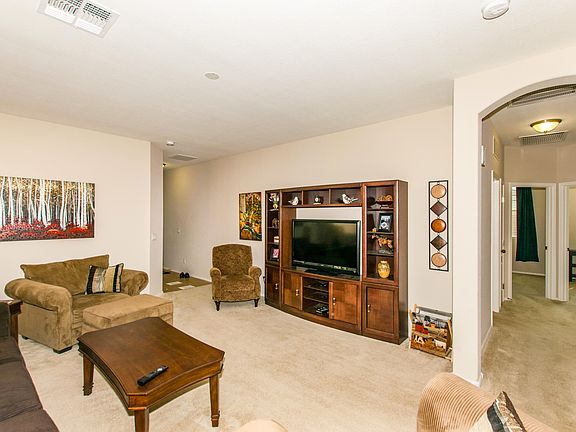 4th image of 42571 W Centennial Ct