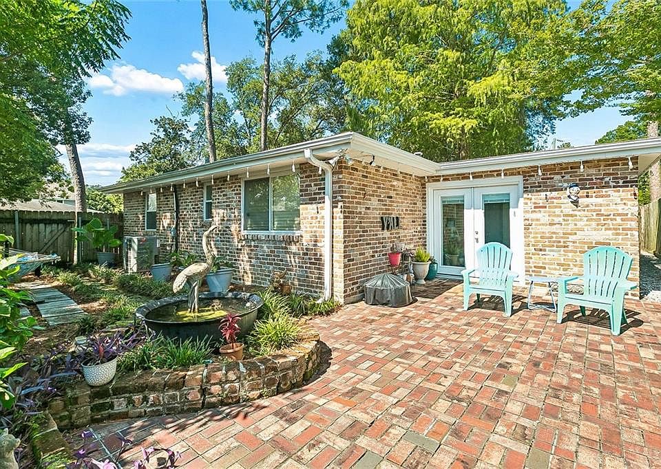1st image of 247 Bendler Dr