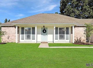 17035 Fox Ridge Dr, Prairieville, LA 70769