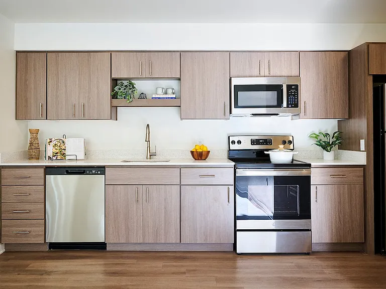 Grand Fir Apartments — Photo 10