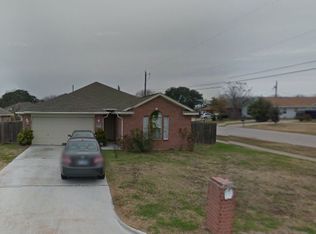 1420 Cedarcrest Ln, Bryan, TX 77803
