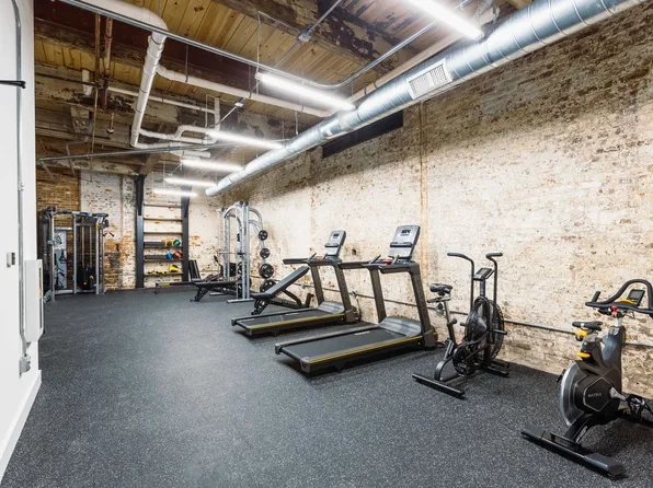 Lofts At Abrams Fixtures