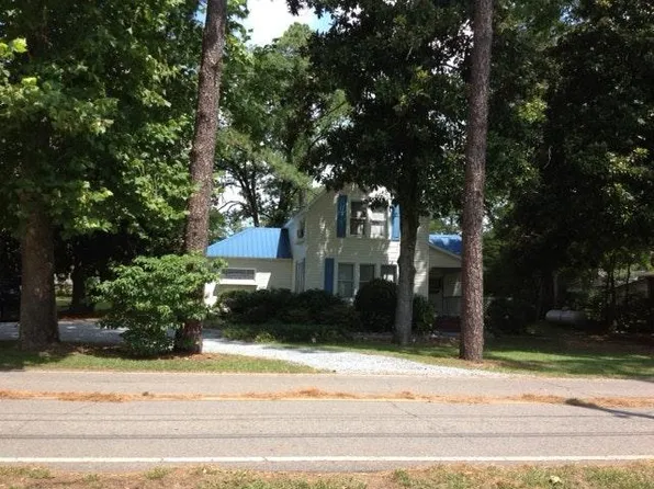 958 Holly Rd, Lakeview, NC 28350