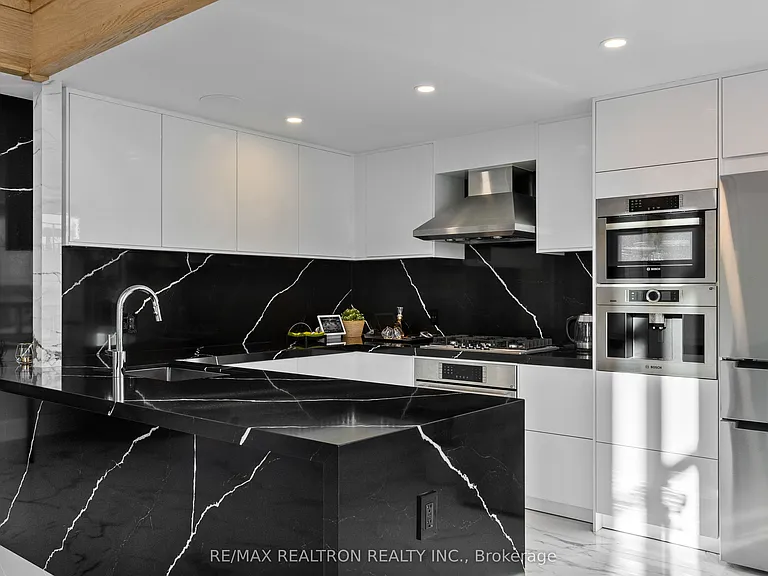 300 Manitoba St #311 — Photo 14
