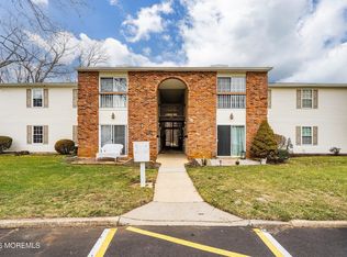 8-2 Seattle Court, Freehold, NJ 07728