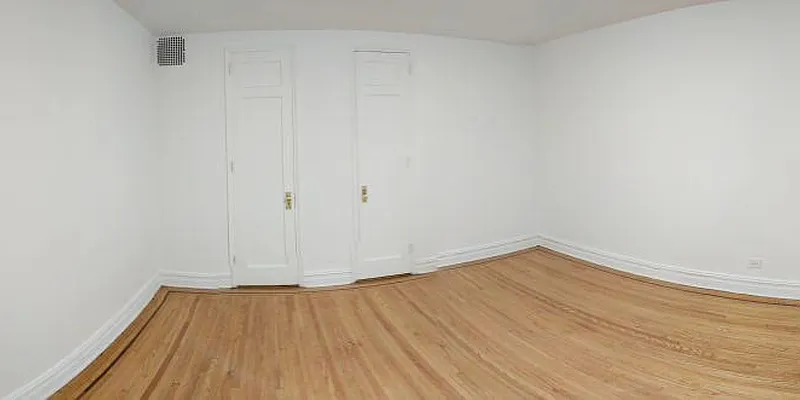 Rented by Lang Realty LLC | media 9