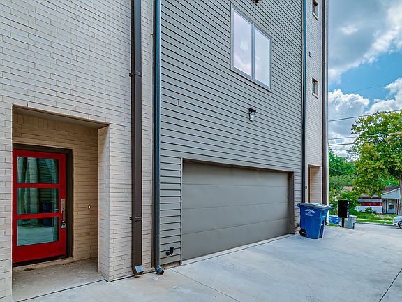 3rd image of 2707 Kimsey Dr #103