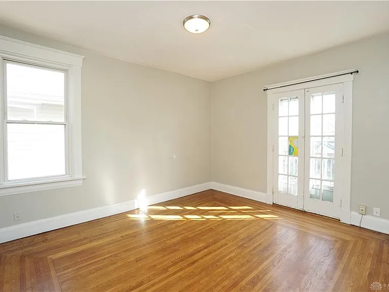 2434 Kenilworth Ave #2 — Photo 3