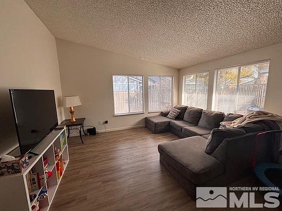 5th image of 966 Round House Ln #A-b
