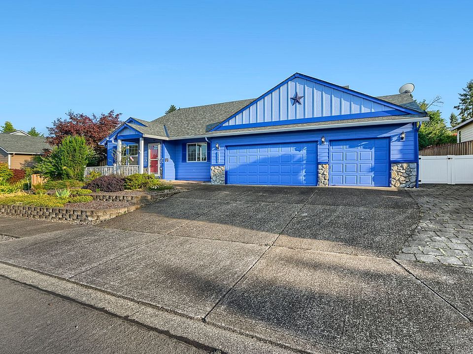 1st image of 15084 Persimmon Way