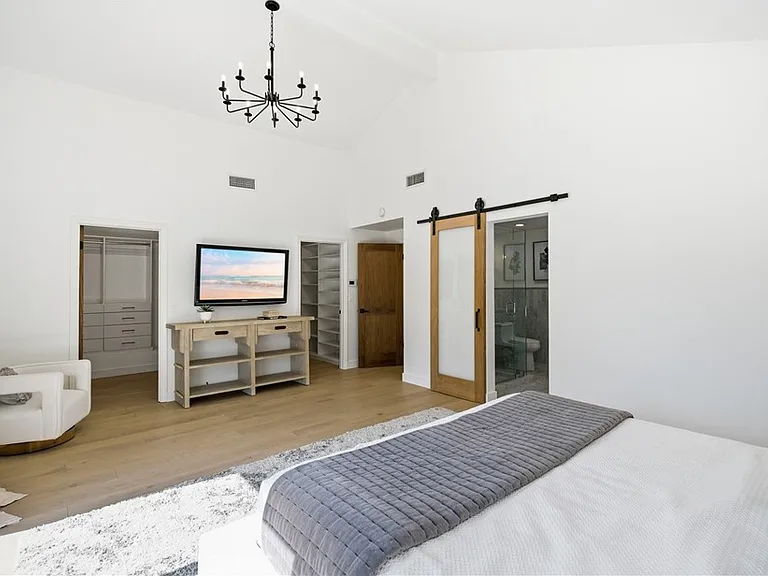 5347 Cangas Dr — Photo 29