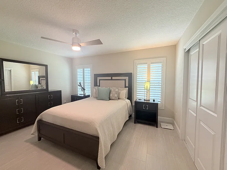 4822 Gamling Ln — Photo 12