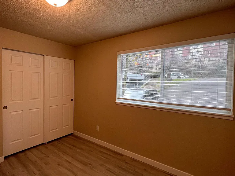 10522 Lake City Way NE #208 — Photo 12