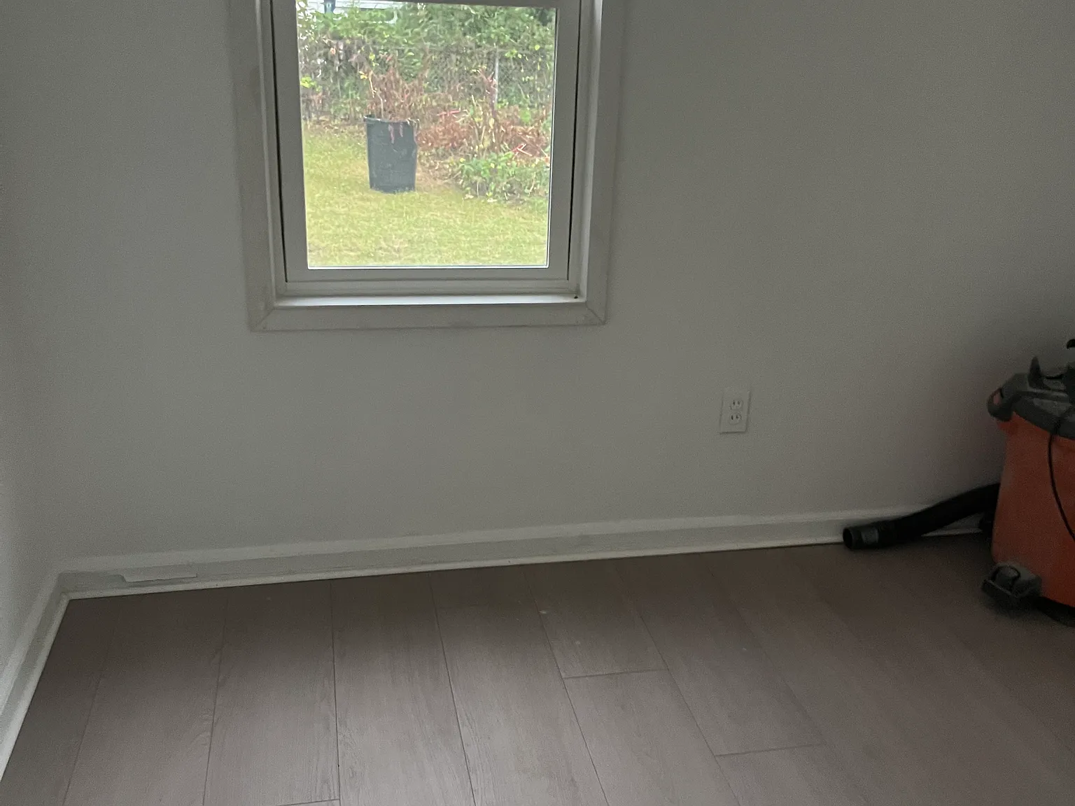 3 bed, 1.5 bath, 1000 sqft, $1,650 — Photo 4