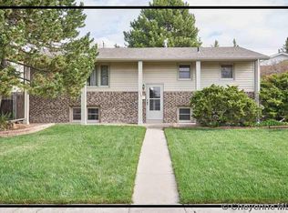 1546 Andover Dr, Cheyenne, WY 82001