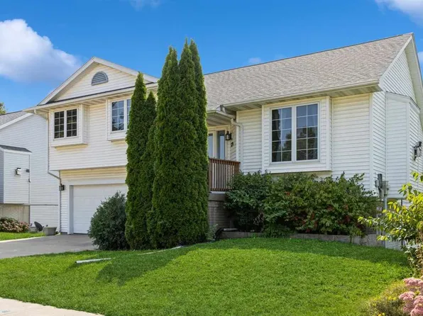 179 Stanwyck Dr, Iowa City, IA 52240
