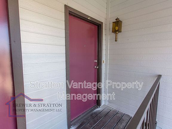 3rd image of 20 S Buena Vista Ave Unit 211