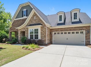 11226 Island Point Rd, Charlotte, NC 28278