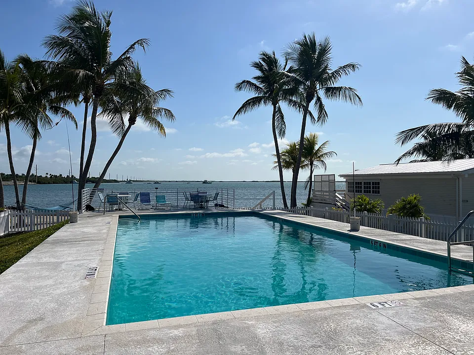 55 Boca Chica Rd #39
