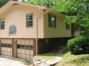 2nd image of 3956 Gamble Ln