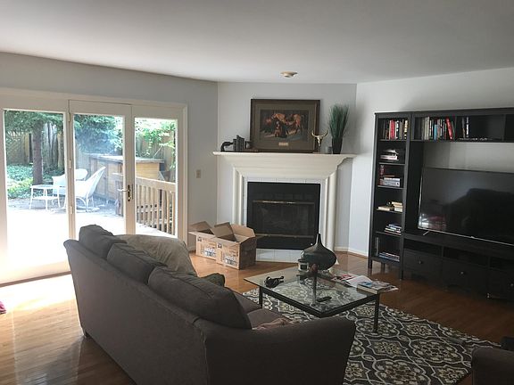 4th image of 2150 Fulton Ave