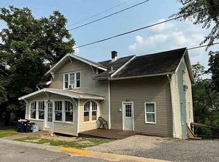 135 Lorentz Ave, Morgantown, WV 26505