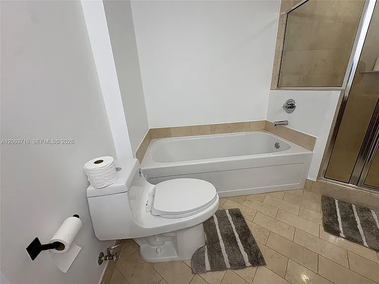 1111 SW 1st Ave #3014 — Photo 17