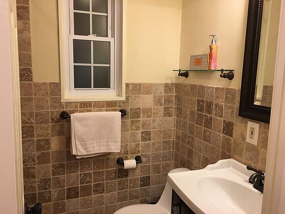 5th image of 6127 224th St