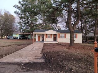 5424 Lochinvar Dr, Memphis, TN 38116