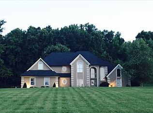 140 Wellington Ln, Cape Girardeau, MO 63701