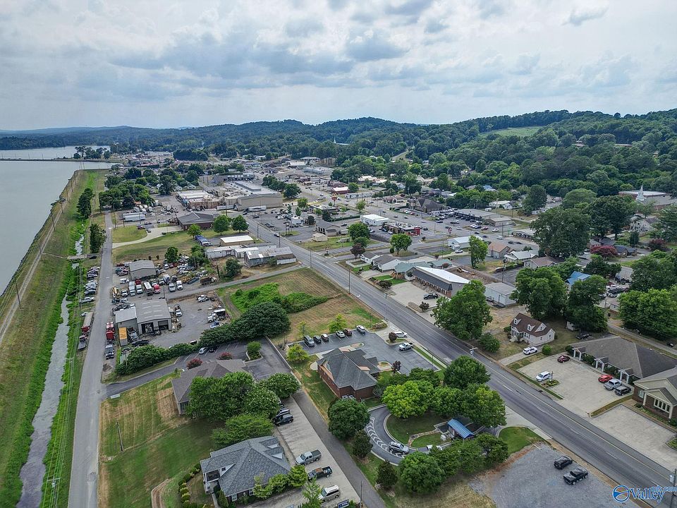 1st image of Blount Ave